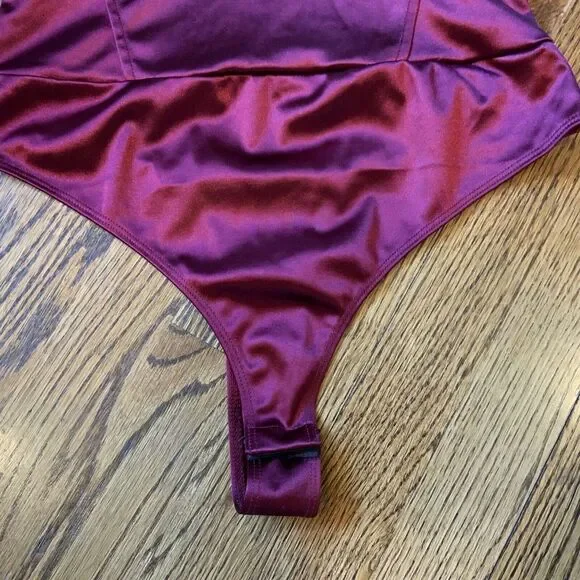 Haute Monde Structured Bodysuit Sz L Cut Out Burgundy Whimsigoth Punk Sexy EUC - Picture 3 of 11